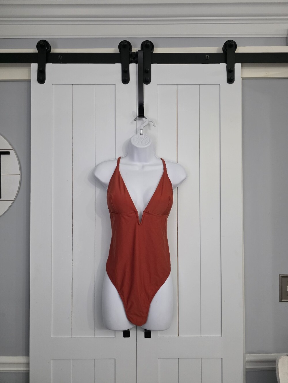 Cupshe Plunging V-Wire Cross Back Cheeky One Piece Swimsuit. NEW.